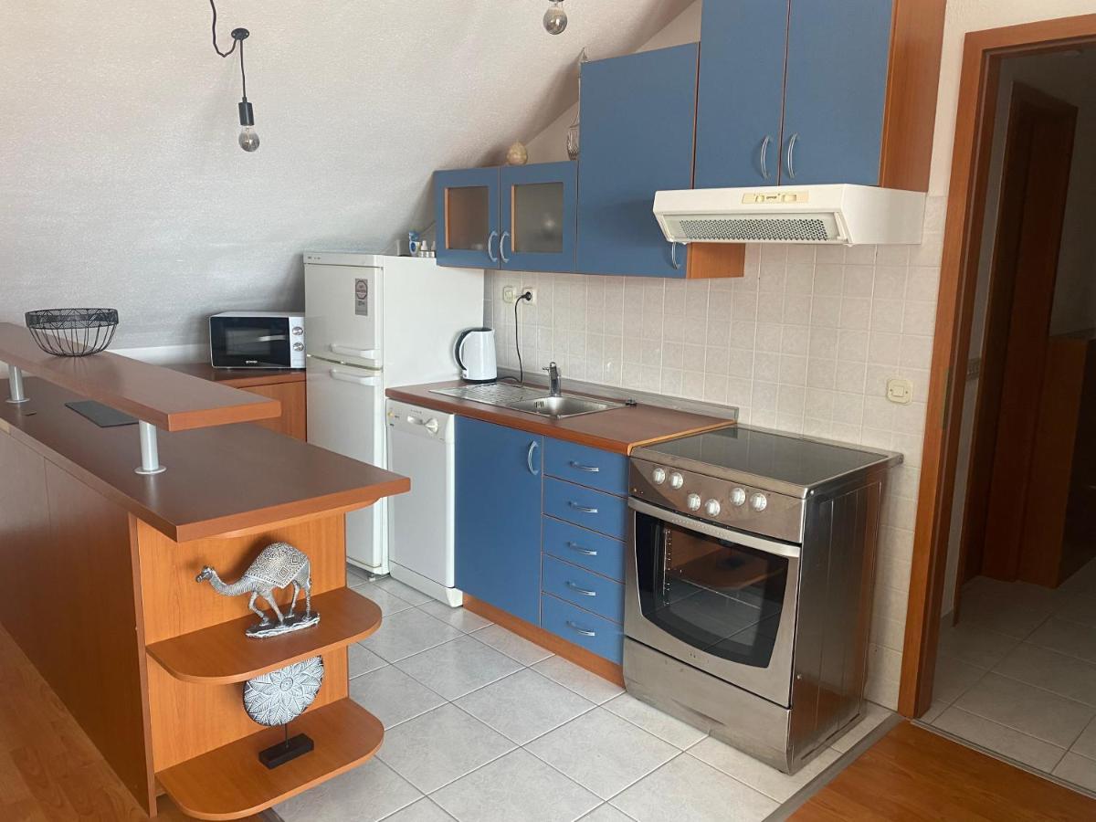 Kaštela Top Floor Apartment With Sea View מראה חיצוני תמונה