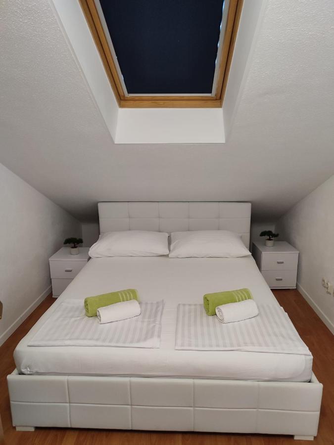 Kaštela Top Floor Apartment With Sea View מראה חיצוני תמונה
