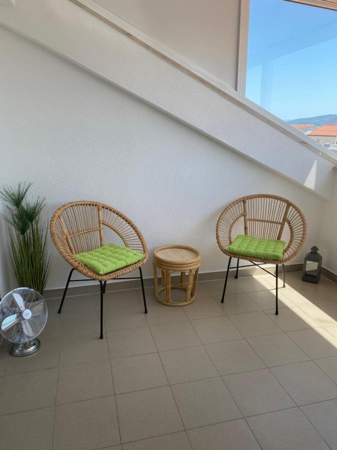 Kaštela Top Floor Apartment With Sea View מראה חיצוני תמונה
